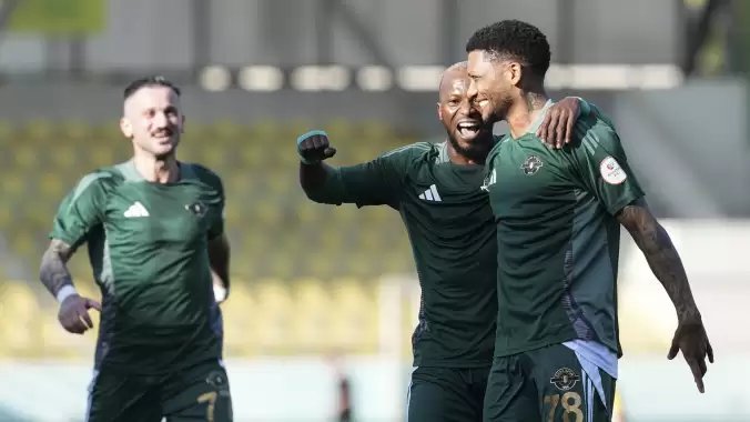 esenler-erokspor-fatih-karagumruku-2-1-maglup-etti-PUZh7LPX.jpg