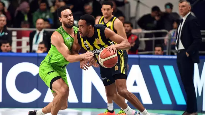 fenerbahce-beko-tofasi-zorlu-mucadelede-yenerek-20-galibiyetini-aldi-4m6QZ83e.jpg