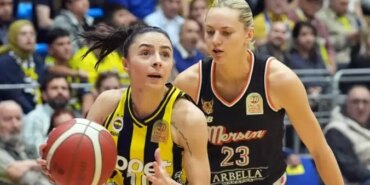 fenerbahce-ve-cimsa-cbk-mersin-karsilasmasi-heyecan-dolu-bir-mucadele-Wmn5xtLE.jpg