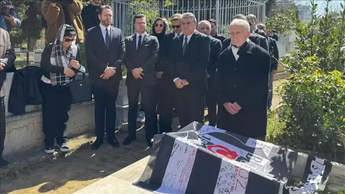 hakki-yetenin-vefatinin-36-yil-donumu-anma-toreni-TZJmESaI.jpg