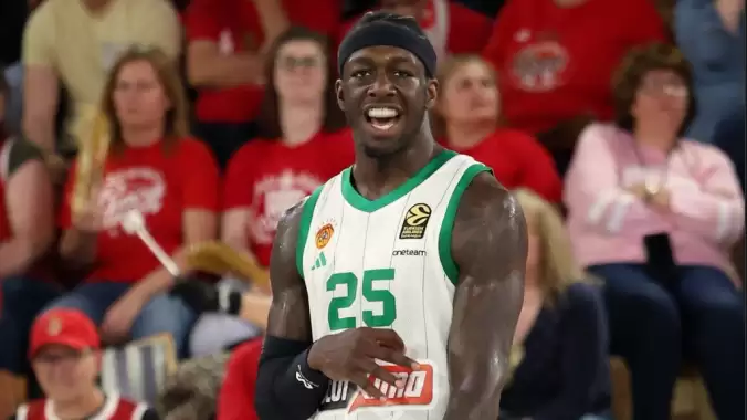 panathinaikos-as-monacoyu-88-76-ile-gecti-kendrick-nunnin-sovunu-kacirmayin-2F6Qk78T.jpg