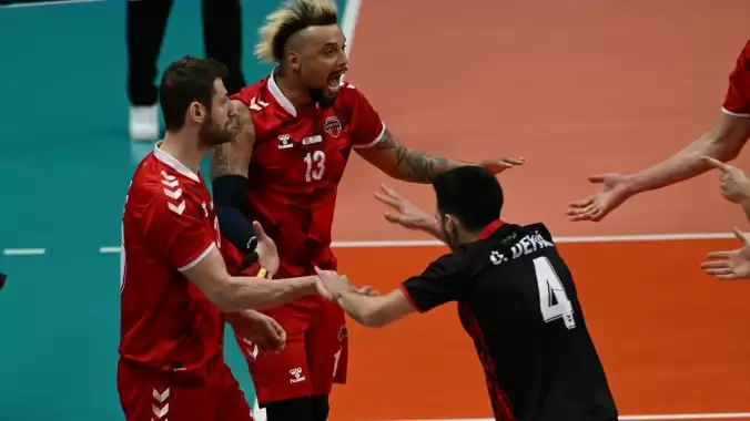 spor-toto-halkbanki-3-2-yenerek-seride-esitligi-sagladi-ApjdgDH4.jpg