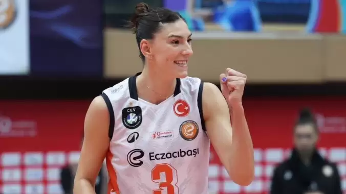 vodafone-sultanlar-ligi-play-off-ilk-macinda-eczacibasi-dynavit-galatasarayi-3-0-yendi-EJe8gWFu.jpg