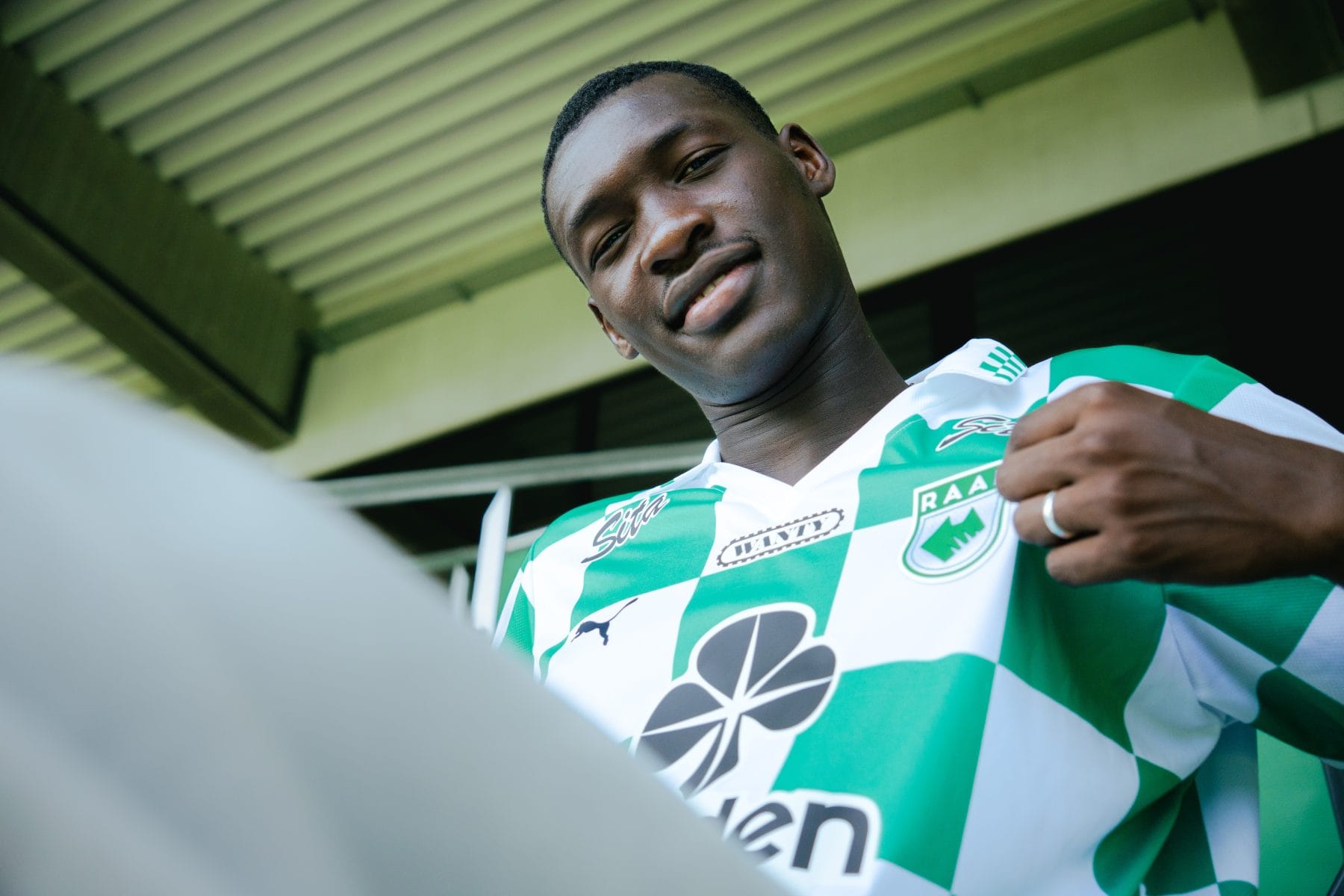 Scout Raporu: Pape Moussa Fall — 2.03m’lik ‘Baby Onuachu’, Belcika’da 14 Gol, PL Radari