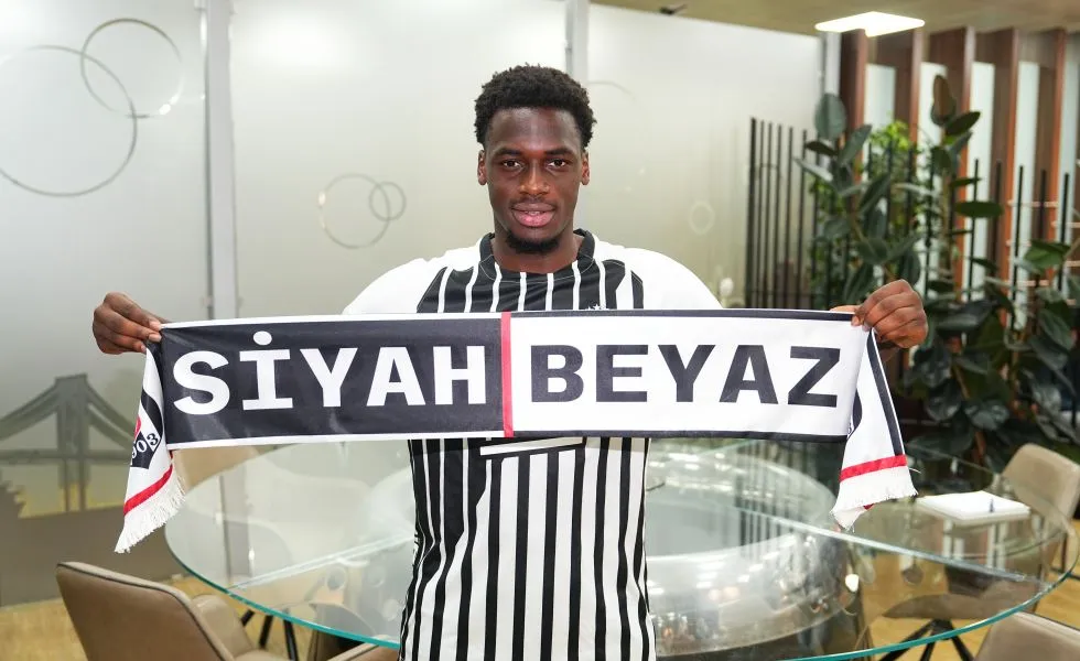 Ernest Poku Kimdir? Hollanda ve Alman Basını Beşiktaş’ın Yeni Kanadını Nasıl Anlatıyor?
