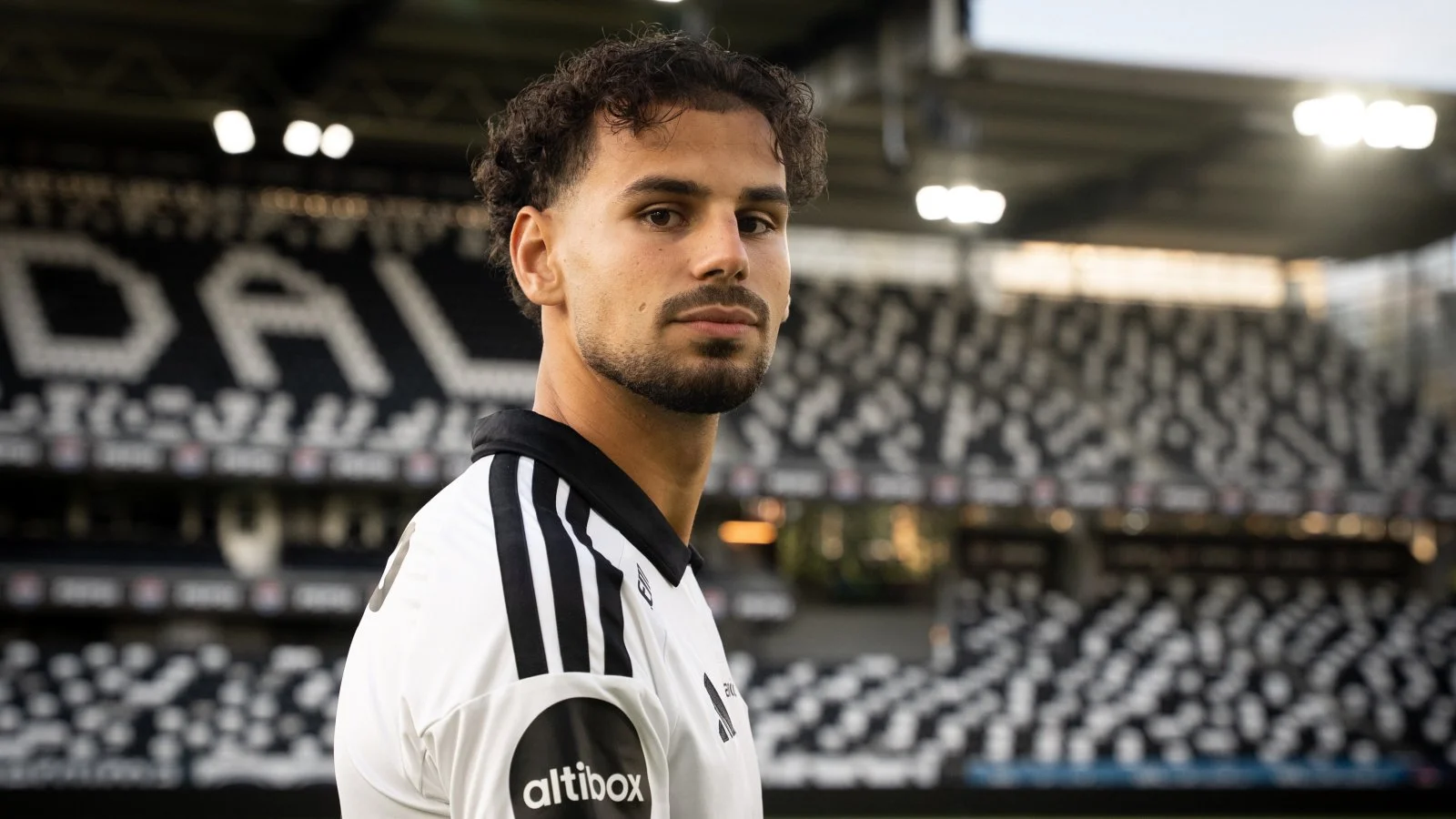 Süper Lig için scout önerisi: Amin Chiakha nasıl bir santrfor?