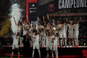 Eduardo Camavinga Galatasaray’a uyar mı? Gegen Fit transfer analizi