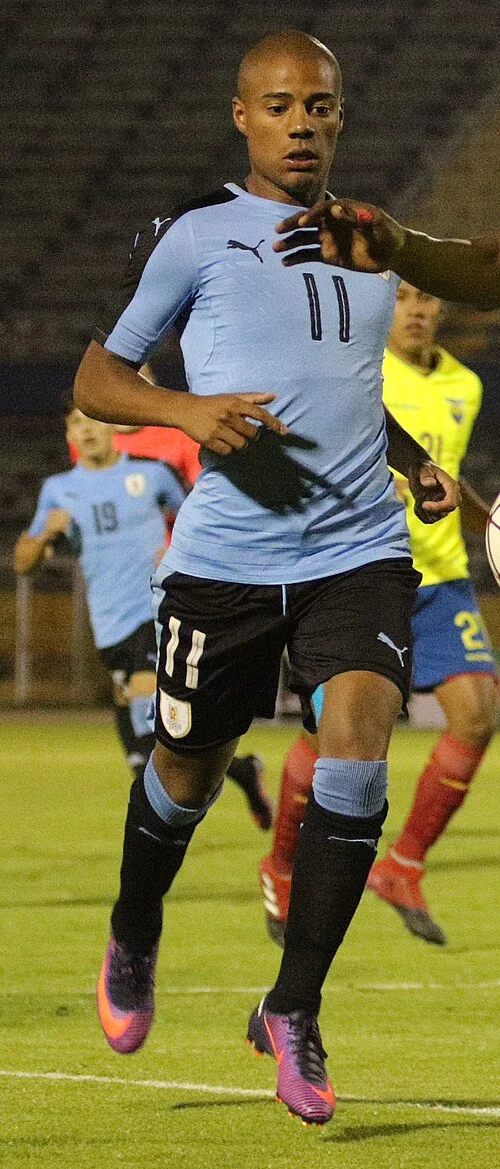 Nicolás De La Cruz Uruguay Milli Takımı formasıyla sahada